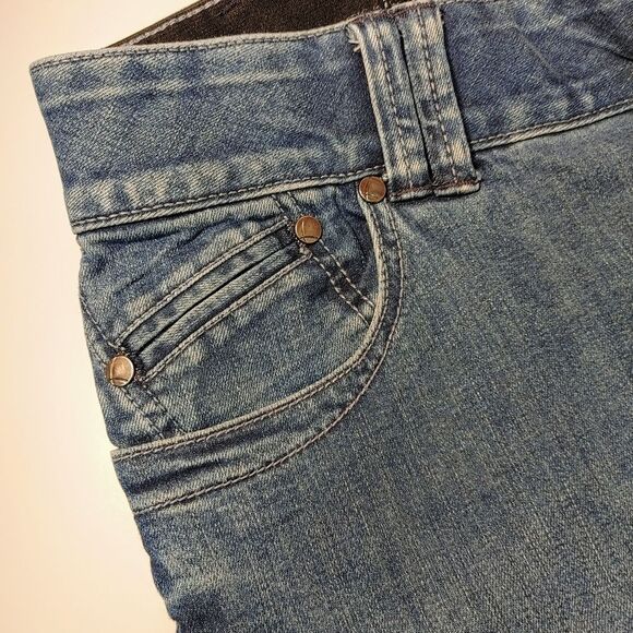 Lane Bryant jeans - Picture 3 of 8